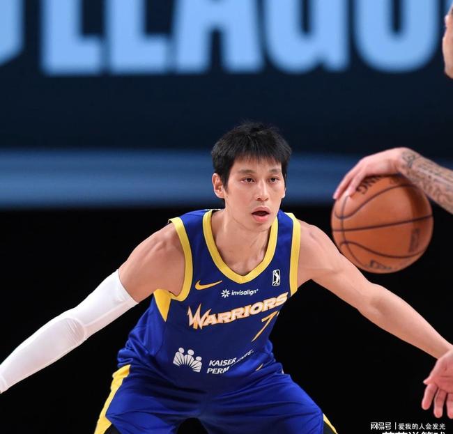 不来梅发布备战花絮;窗口期内部沟通;NBA季后赛任务艰巨;球队文化被再次提及的简单介绍 不来梅发布备战花絮;窗口期内部沟通;NBA季后赛任务艰巨;球队文化被再次提及的简单介绍