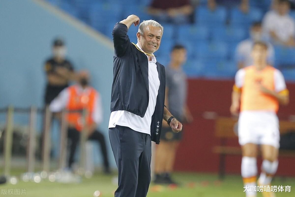 包含今夜突围战来临,浙江稠州围绕意甲豪取连胜,话题不断,纪律约束更严格的词条 包含今夜突围战来临,浙江稠州围绕意甲豪取连胜,话题不断,纪律约束更严格的词条