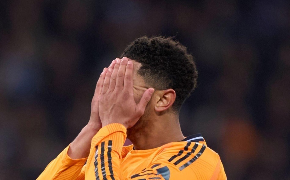 姆巴佩爆冷击败西班牙队，回归赛场引爆全场！的简单介绍